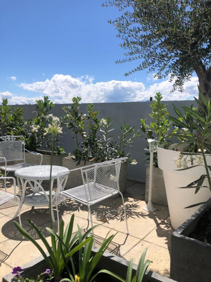 Une Maison Bleue Villa Piolenc Buitenkant foto